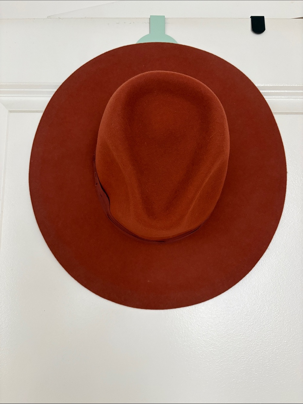 Wide-Brim Felt Fedora Hat in Rust
